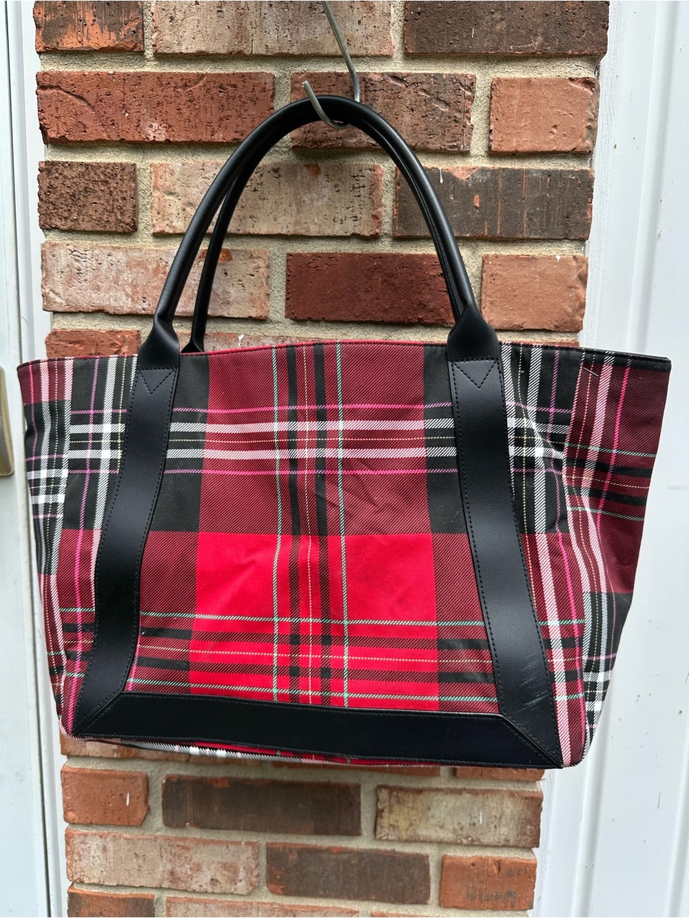 Victoria Secret Limited Edition Red Plaid Holiday Tote Bag 2020 Dual Handle - Picture 2 of 7